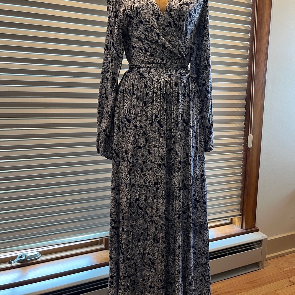 Boden navy and white  Long Sleeve Paisley Dress 2R